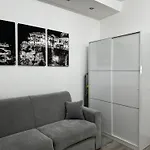 Tropeaview 아파트